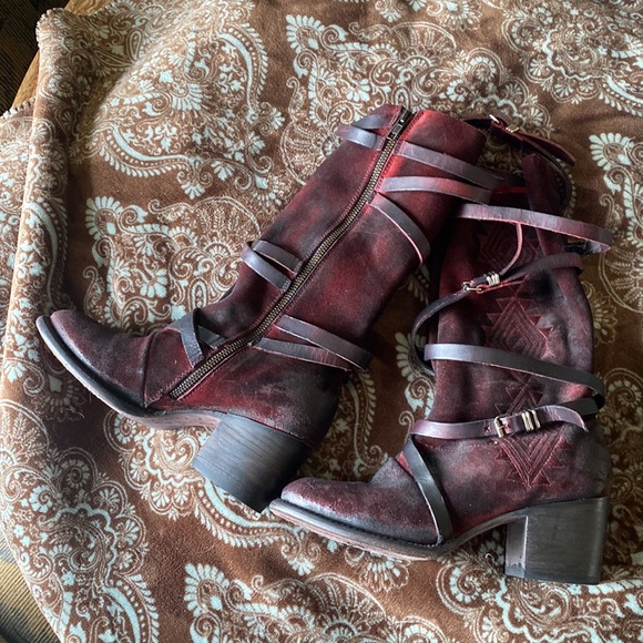 Freebird by Steven Colin 8 - Picture 3 of 5